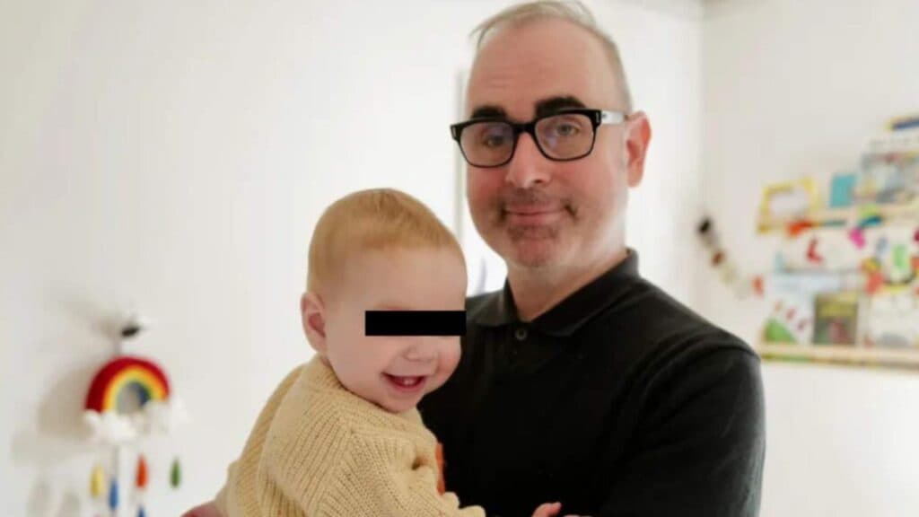 Au presupus că e doar o gripă, dar verdictul medical le-a răsturnat existența: un nou-născut de șase săptămâni, supus unei intervenții urgente la inimă