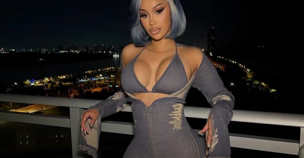 Cardi B, „provocată de patru ori de maternitate”! Care este secretul ei pentru a rămâne în formă?