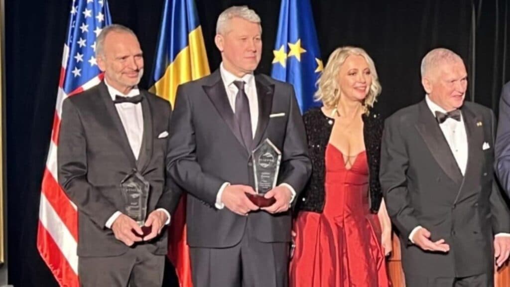 Cătălin Predoiu, onorat la Washington cu o prestigioasă distincție internațională pentru contribuții în serviciul public