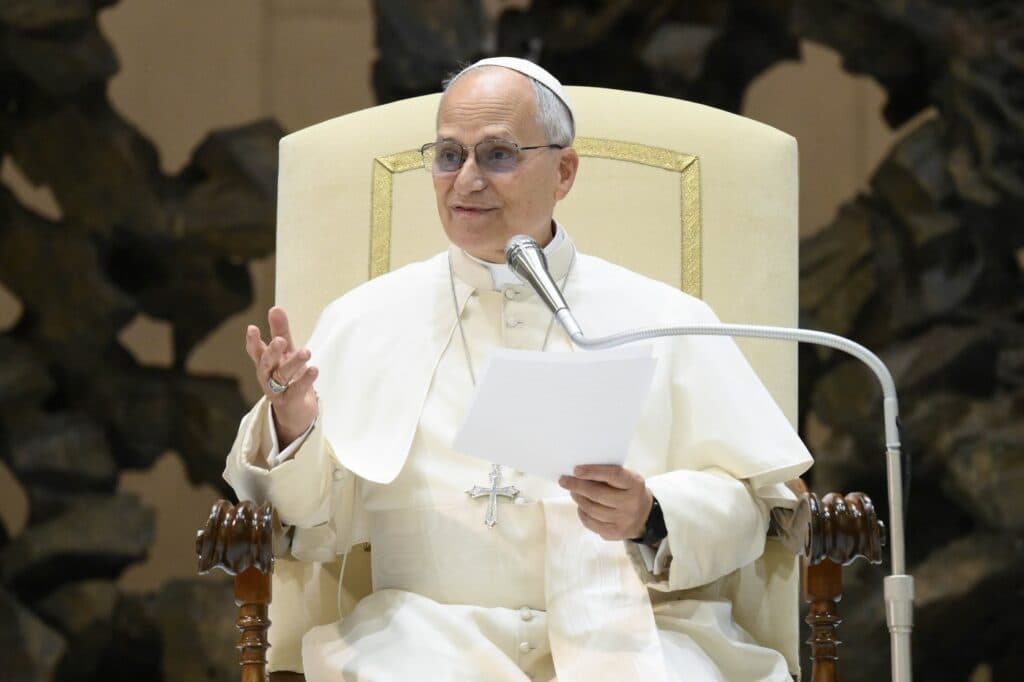 Ce se întâmplă cu Papa Leon în nopțile fără somn? Internauții au dezvăluit secretul său fascinant