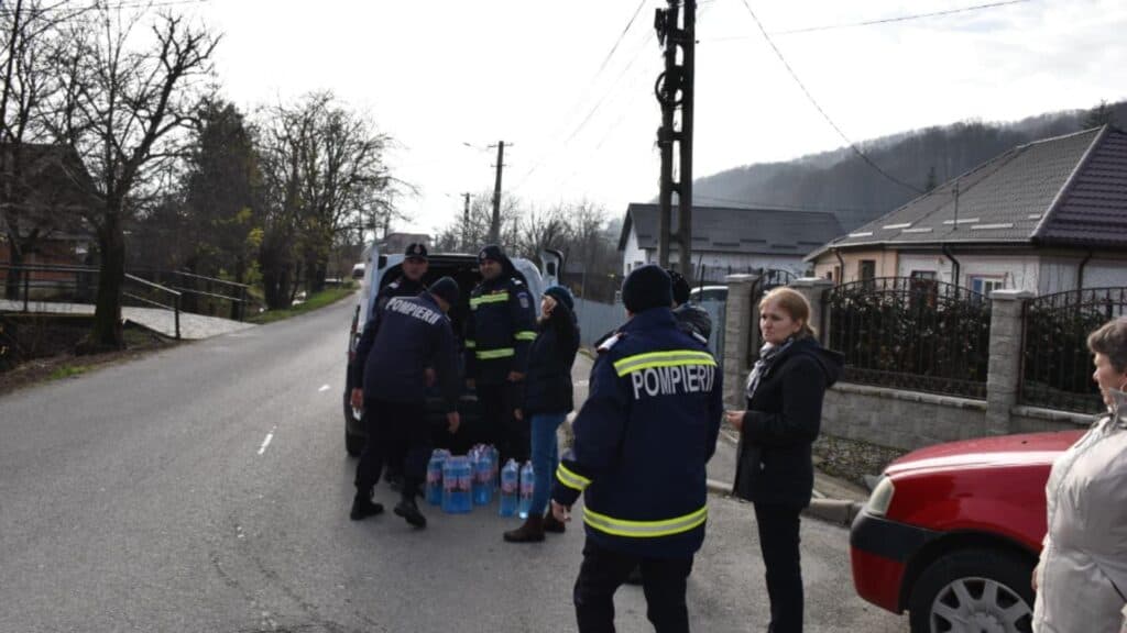 Sistemul de aprovizionare cu apă în Prahova și Dâmbovița: autoritățile intensifică livrările către cetățeni