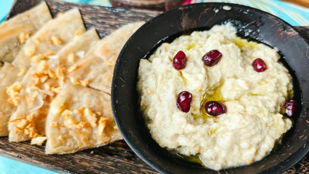 Descoperă rețeta delicioasă de Baba Ganoush: un aperitiv oriental cu vinete, perfect pentru zilele de post