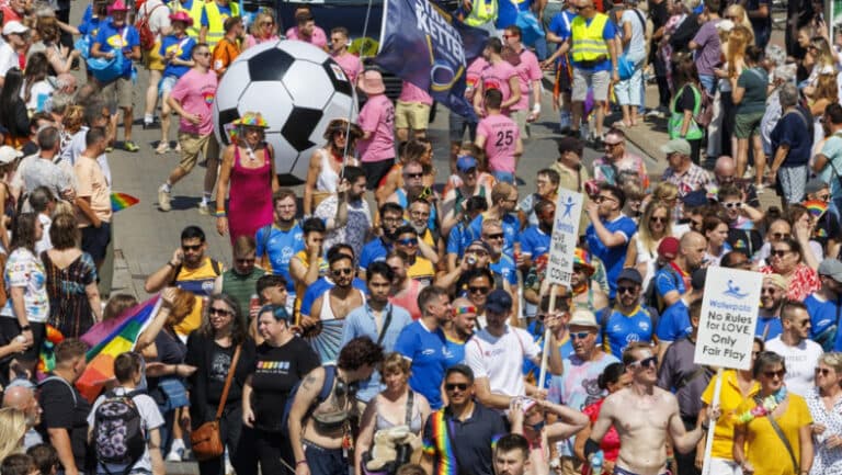 Cupa Mondială 2026: Meciul simbolic LGBTQ+ va aduce față în față Egiptul și Iranul, țări cu poziții controversate față de homosexualitate