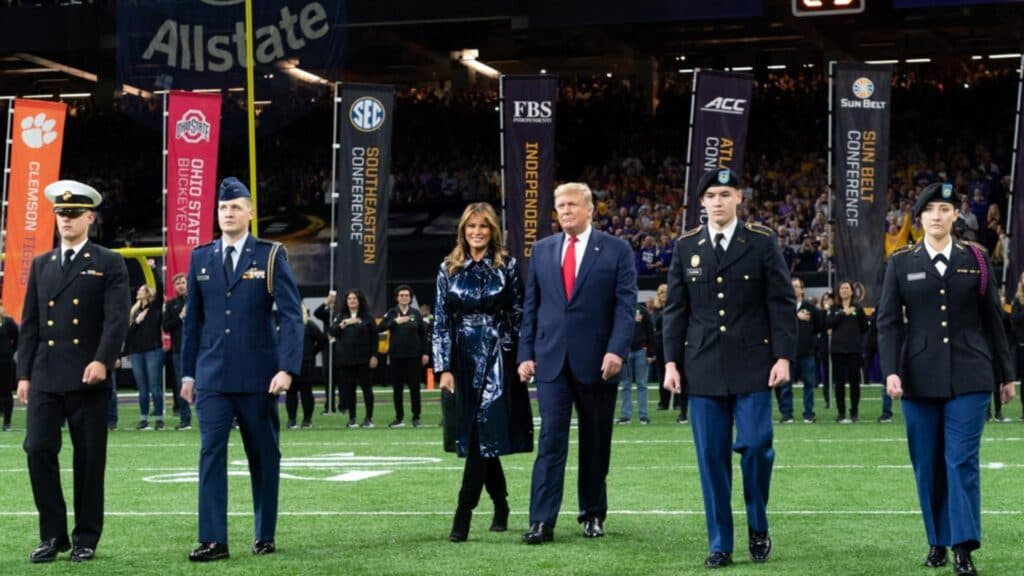 Donald Trump va participa la ceremonia de tragere la sorți pentru Cupa Mondială de fotbal din SUA, Canada și Mexic