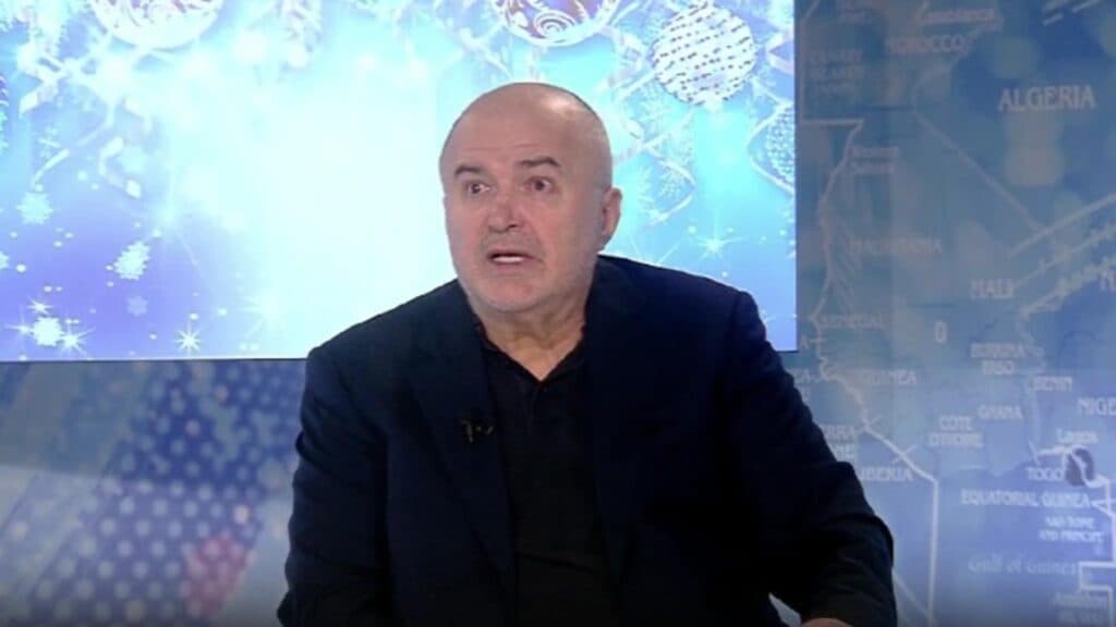 Florin Călinescu: „Nu-mi vine să cred că Nicușor l-a abordat pe Trump!”
