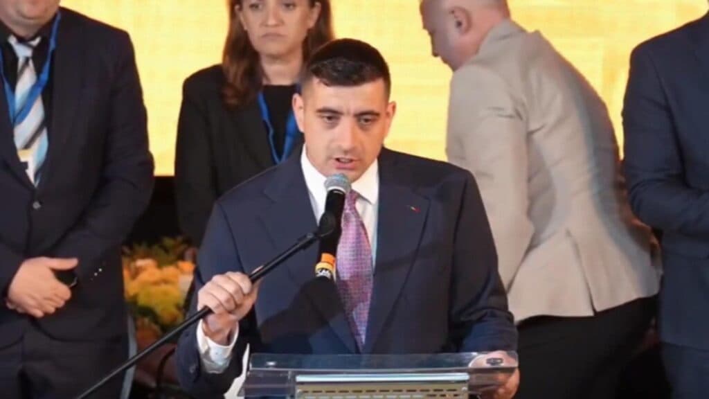 George Simion: „Reamintiți-le pro-rușilor cine conduce acum: USR și PSD.”