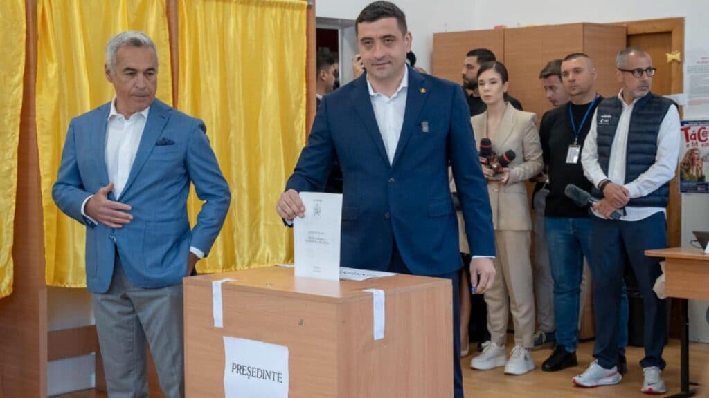 George Simion susține o nouă viziune pentru coaliție: un guvern unit de diverse partide, chiar și fără AUR, sub conducerea lui Călin Georgescu