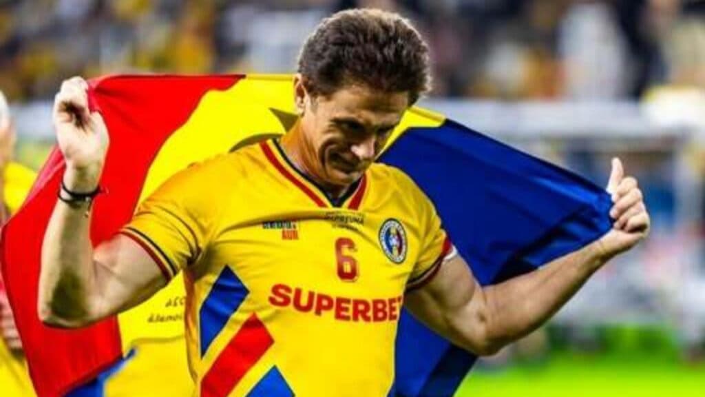 Gheorghe Hagi și Gheorghe Popescu transmit mesaje pline de emoție de Ziua Națională: „Este o mândrie să reprezint tricolorul!”