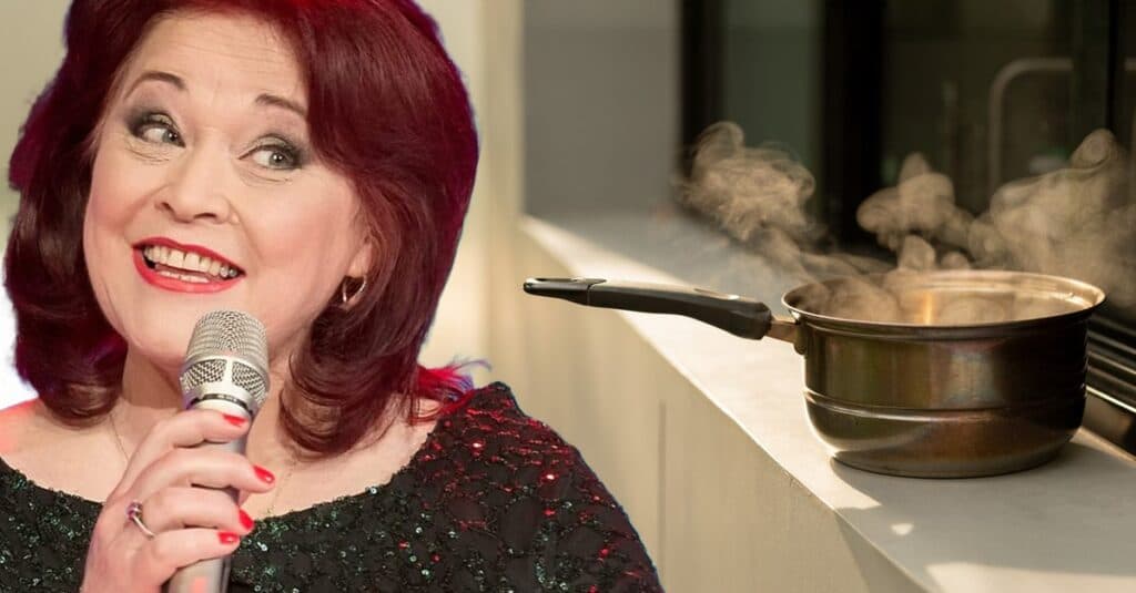 Ghinionul lovește vedetele înainte de Moș Nicolae! Marina Voica se spală la lighean, iar Natalia Guberna pregătește mâncarea pe reșou: „Ne-au tăiat gazele, ca să nu explodeze situația!”