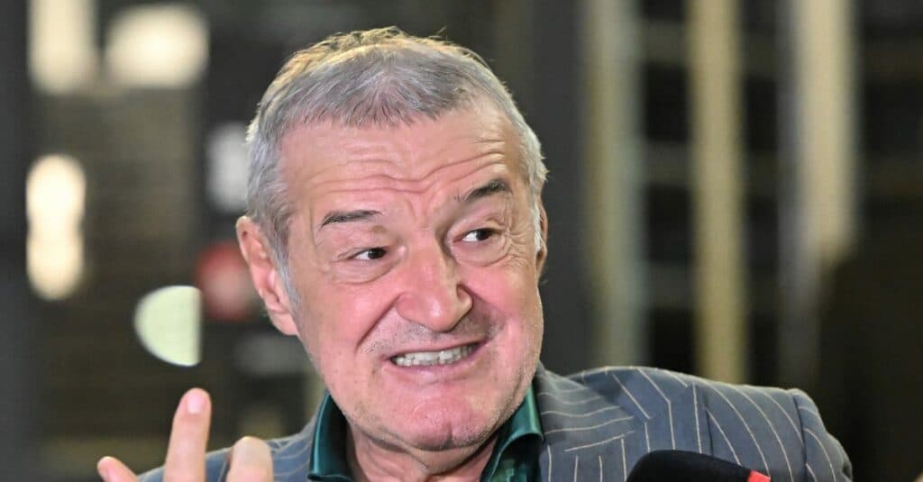 Gigi Becali își uimește din nou admiratorii cu un gest plin de emoție. Ce cuvinte a avut pentru un tânăr pe stradă?