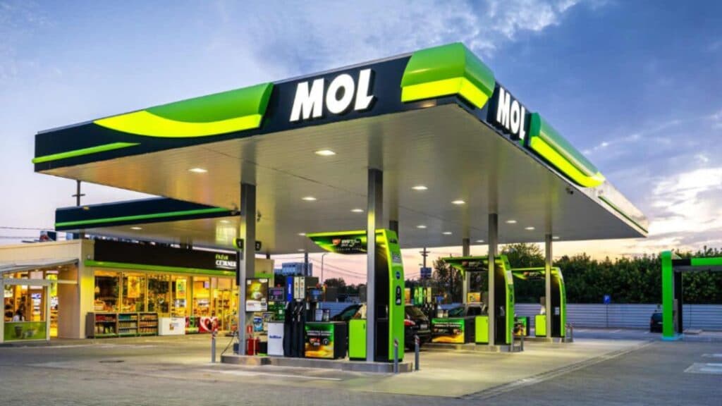 MOL, gigantul ungar, își îndreaptă atenția spre activele Lukoil din Europa, inclusiv în România, înainte de termenul stabilit de Statele Unite