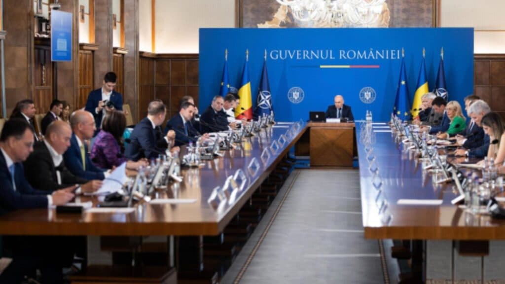 Guvernul Bolojan a aprobat controversata „Ordonanță a trenulețului” – declarația ministrului de Finanțe