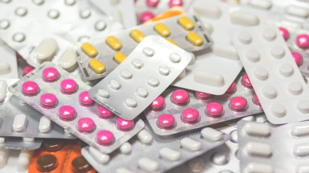 Creșterea prețurilor la medicamente: o provocare dublă pentru pacienți și unitățile medicale