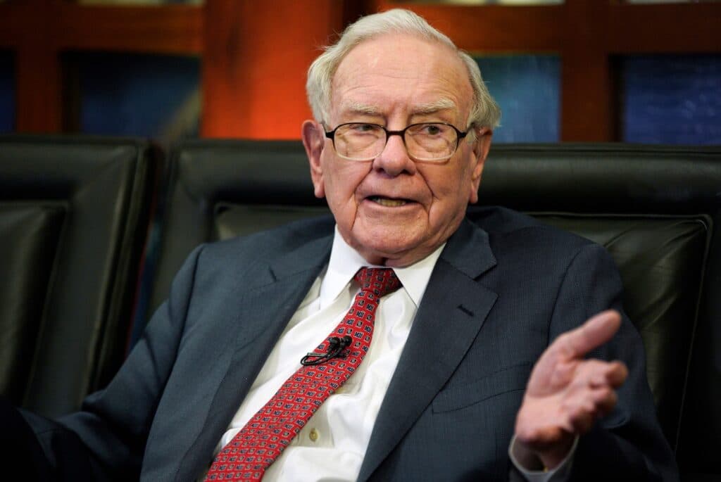 Miliardarul care a descoperit că fericirea nu se măsoară în bani: explorarea vieții echilibrate a lui Warren Buffett