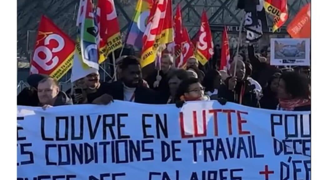 Muzeul Luvru își suspendă activitatea. Salariații au declanșat o grevă. „Luvru este principalul motiv pentru care am călătorit la Paris.”