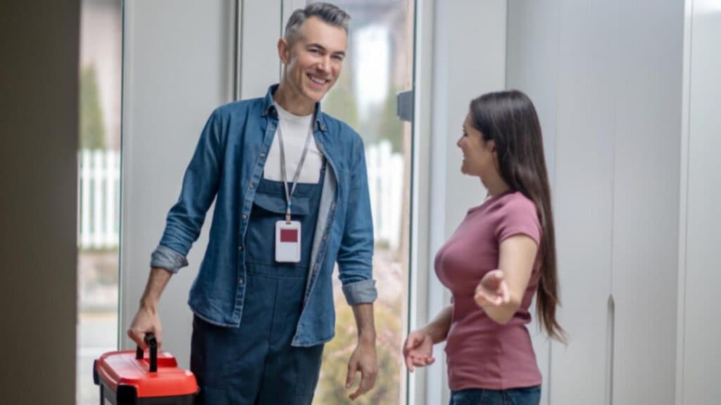 O națiune europeană se luptă cu o criză a bărbaților, iar femeile recurg la „soți temporari” pentru sprijin în treburile casnice