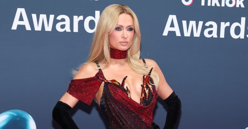 Paris Hilton, distinsă cu titlul de „Inspirația Anului” la Premiile TikTok