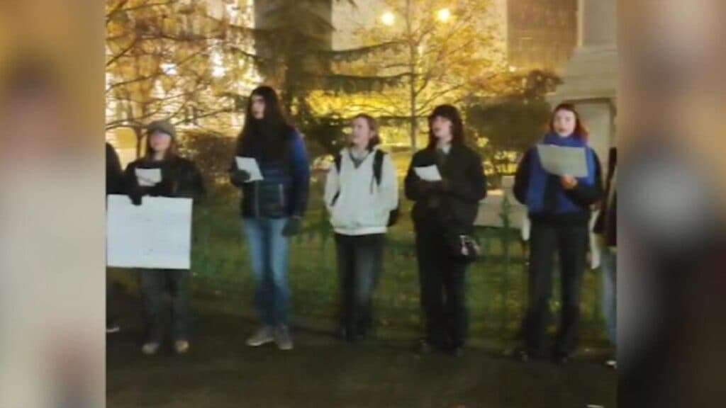 Mobilizare masivă în întreaga țară: tinerii universitari s-au alăturat protestelor