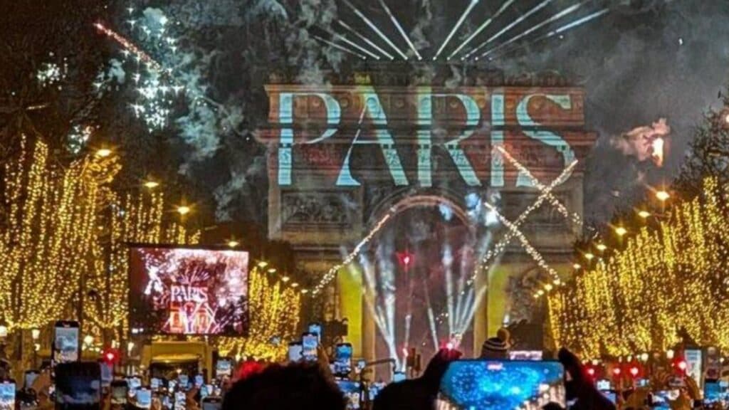 Revelionul pe Champs-Élysées fără muzică: Parisul renunță la tradiție din rațiuni de siguranță