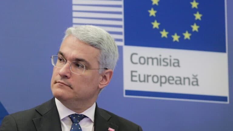 România cere 2,6 miliarde € din PNRR: Ce se schimbă pentru tine dacă vin banii