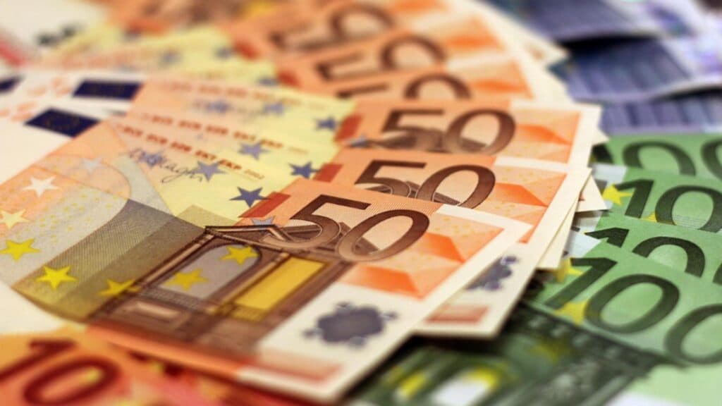România obține 586 de milioane de euro de la Comisia Europeană pentru dezvoltarea unor proiecte esențiale