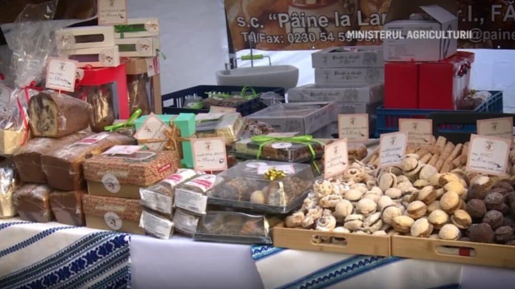 Românii aleg mâncarea din străinătate, iar producătorii autohtoni se confruntă cu falimentul: „Ne este din ce în ce mai greu să ne promovăm produsele!”