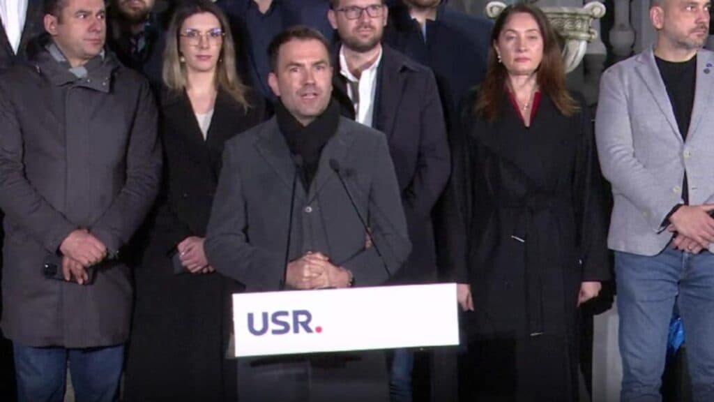 Tensiuni în USR: Vlad Voiculescu, contestat în urma eșecului de la alegerile locale