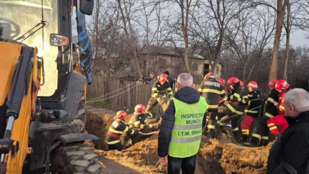 Incident tragic în Brăila: Un bărbat și-a pierdut viața sub un mal de pământ în timpul lucrărilor de canalizare