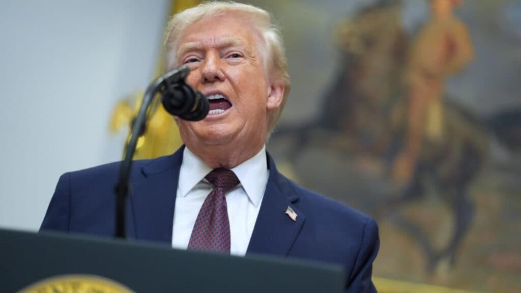 Trump închide ușa visurilor americane: loteria vizelor, oprită brusc
