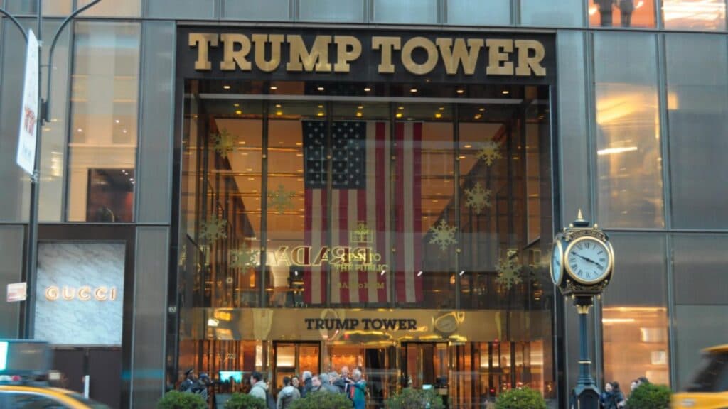 Trump își pune amprenta în Transilvania: un hotel extravagant de 30 de etaje și un complex rezidențial în inima Clujului