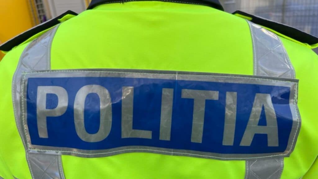 Un agent de poliție și-a făcut de cap în sediul din Cernavodă, lăsând o victimă cu două coaste rupte