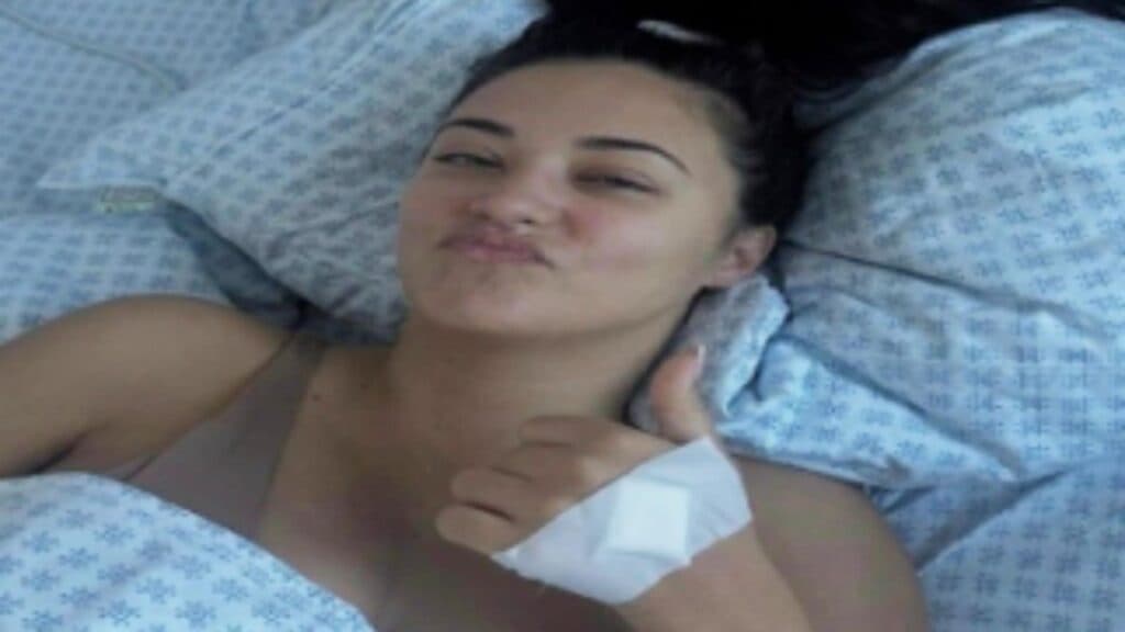 O vedetă a muzicii românești împărtășește coșmarul unei intervenții chirurgicale: „O alegere greșită”