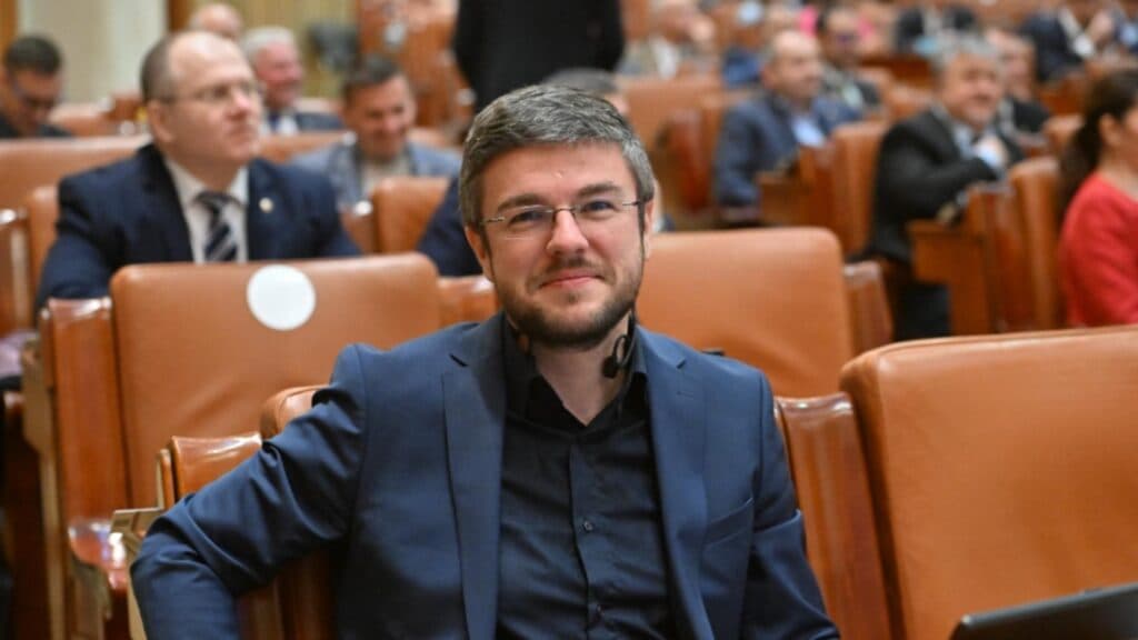 USR și-a ales echipa de miniștri: Radu Miruță la conducerea Apărării și Irineu Darău în fruntea Economiei