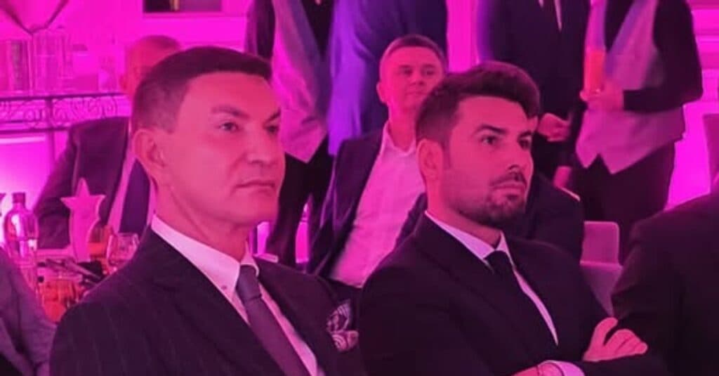 Ironii tăioase la adresa lui Cristi Borcea, fan al chirurgiei estetice, asemănat cu un erou din povești