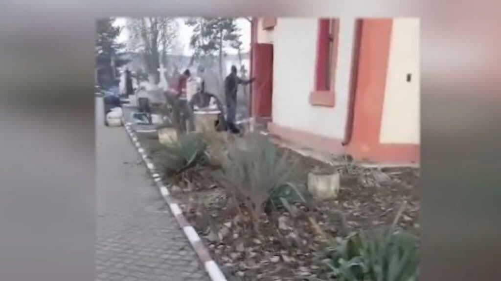 Viceprimarul AUR, trimis la cimitir de primarul PNL