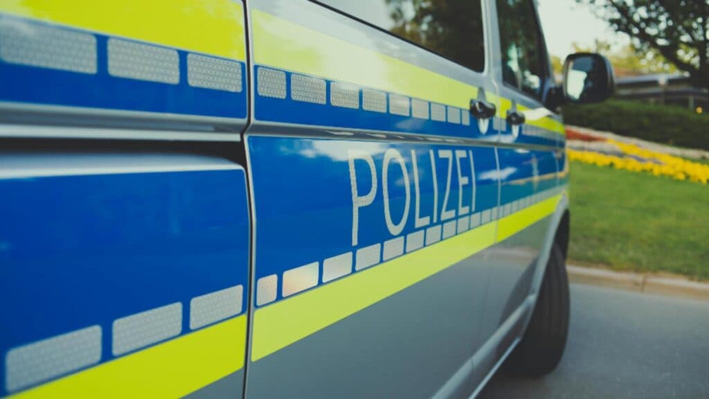 Târgu Jiu, scena unei distrugeri în masă: zeci de autoturisme afectate, poliția investighează identitatea autorilor