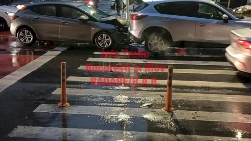 Incident rutier în București. Circulația este oprită pe Bulevardul Iuliu Maniu către A1