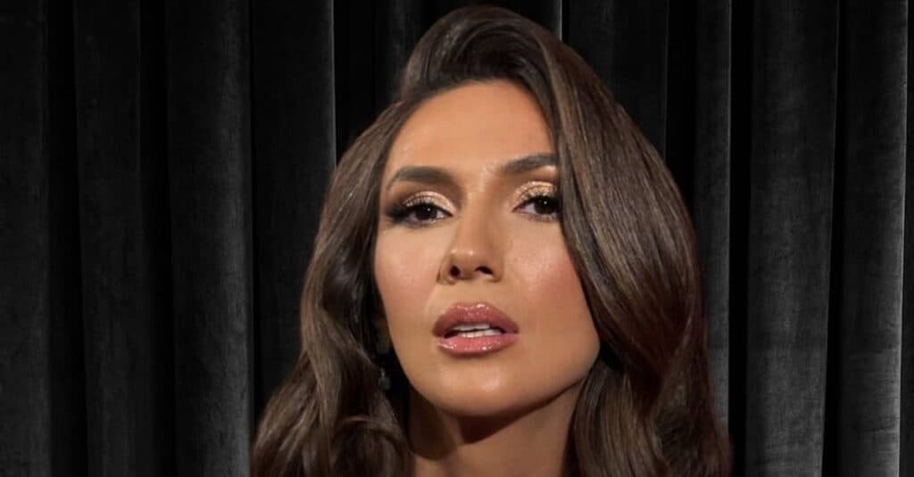 Adela Popescu strălucește în costum de baie! Descoperă secretul siluetei sale, soția lui Radu Vâlcan dezvăluie: „Fac antrenamente de două ori pe săptămână…”