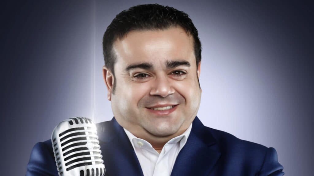 Adrian Minune, sub asediul interlopilor. Manelistul și familia sa primesc ordin de protecție
