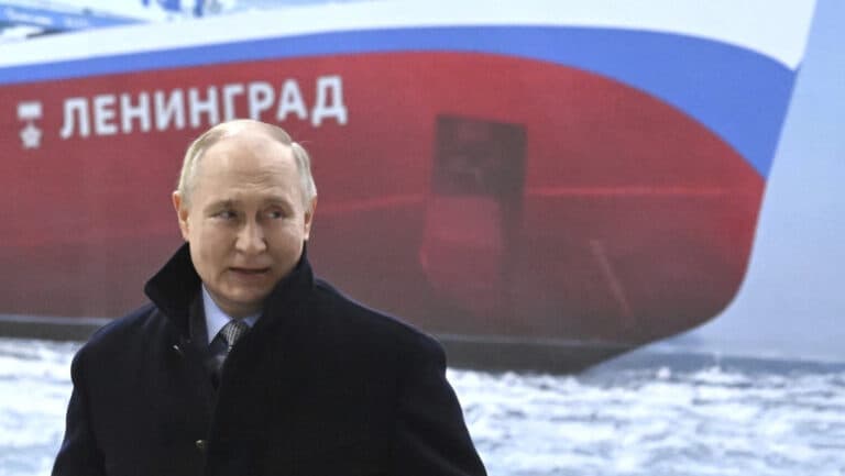 Strategia lui Putin în fața dezghețului Arctic: căutarea de aliați și umbre amenințătoare asupra ambițiilor Kremlinului