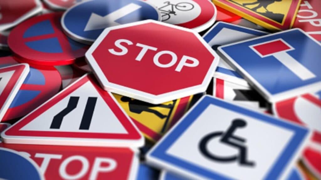 Atenție, români din Spania! O nouă regulă de circulație introdusă la începutul anului complică viața șoferilor și poate duce la sancțiuni severe