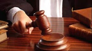 Un bărbat din Covasna a primit o sentință de 20 de ani de detenție pentru că și-a bătut tatăl până la moarte