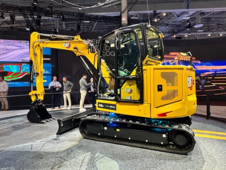 Caterpillar colaborează cu Nvidia pentru a integra inteligența artificială în utilajele sale de construcții