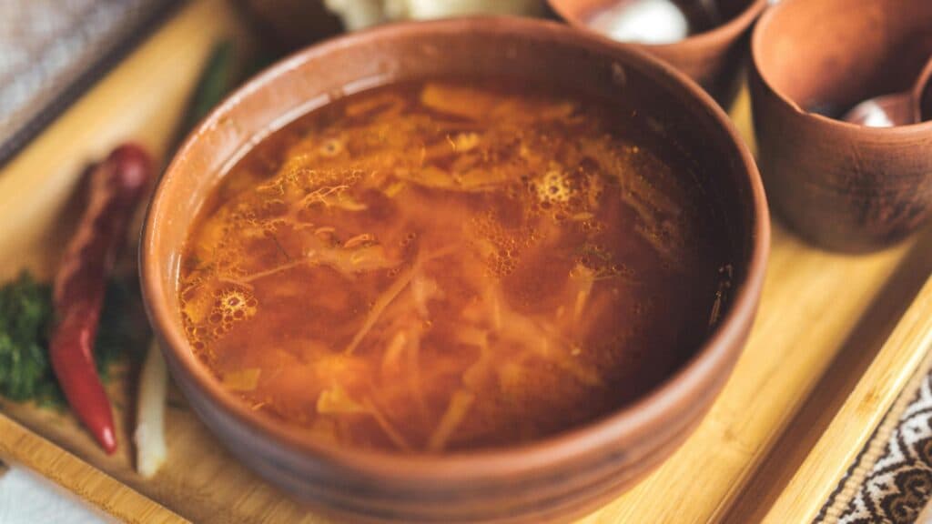 Ciorba ideală pentru a recupera după festinurile de sărbătoare, perfectă pentru a îmbunătăți starea după abundența gastronomică
