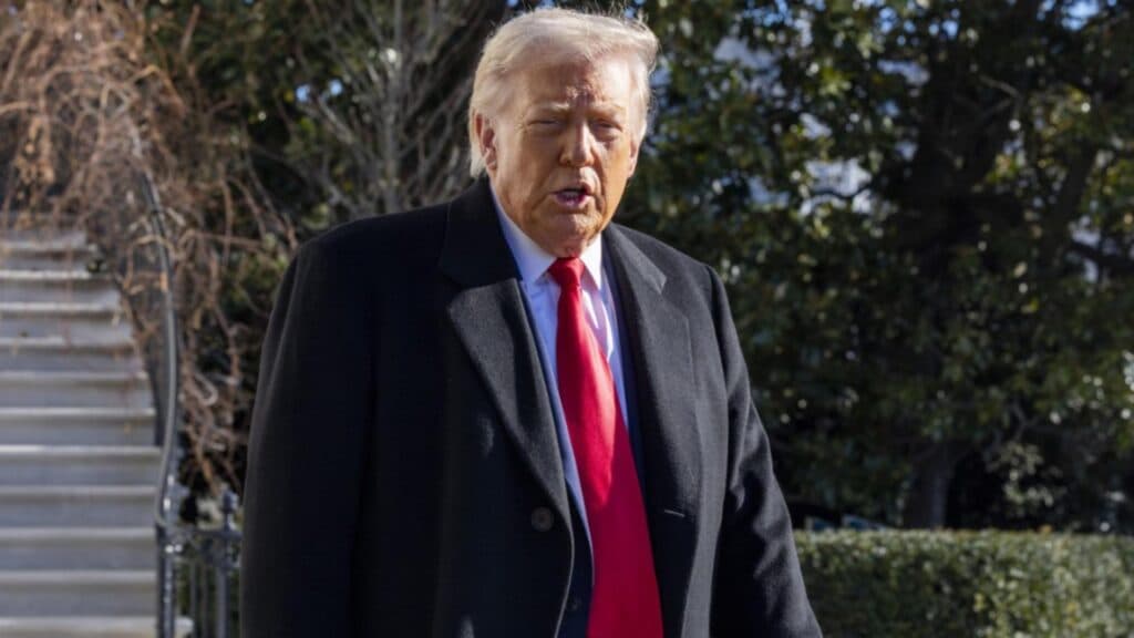 Tensiunile transatlantice cresc: Trump sancționează Europa cu taxe pentru respingerea cedării Groenlandei; Germania, Franța și Marea Britanie sunt în vizor