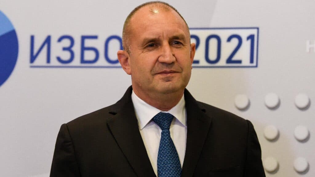 Seism în politica bulgară: Rumen Radev își dă demisia! Cine va prelua conducerea temporar?
