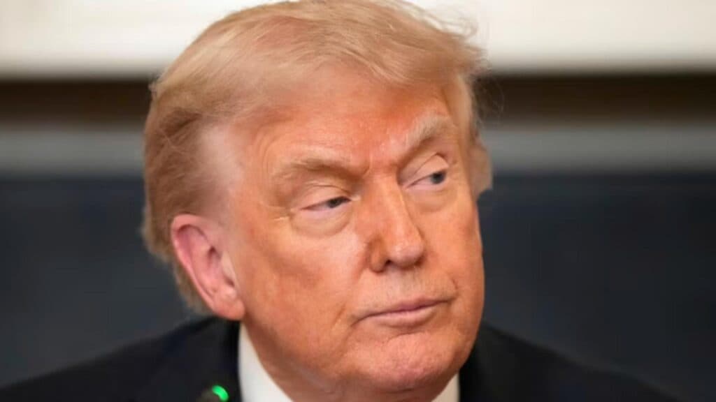 Donald Trump pondera asupra ieșirii SUA din NATO: „Îmi pun întrebarea dacă aliații ne-ar susține în momente critice.”