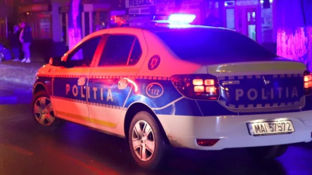 Rețeaua de fraudă bancară descoperită la Constanța: 40 de suspecți chemați la audieri, dintre care 10 reținuți
