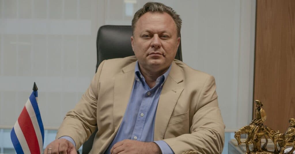 Dragoș Dolănescu își împărtășește descoperirile despre rețeta vieții lungi din Costa Rica: „Se hrănesc doar cu…” Iar bunica Didinei a atins fabuloasa vârstă de 102 ani: „În fiecare zi, savura câte o dușcă de țuică.”