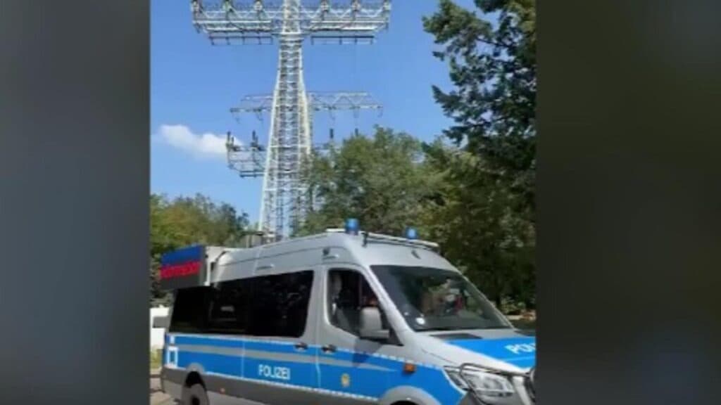 Oprirea luminii în Berlin: Cine sunt radicalii care au lăsat capitala europeană în umbră?